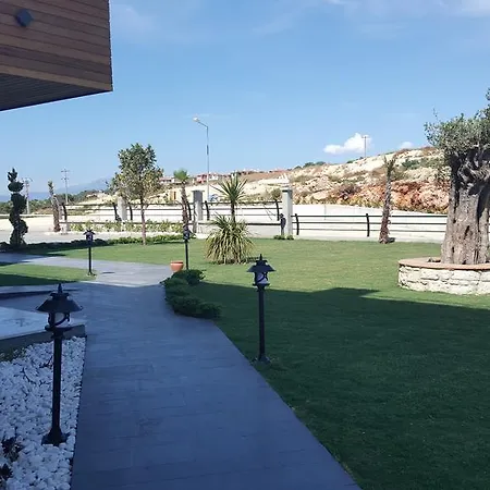 אתר נופש Casa De Playa Luxury And Çeşme