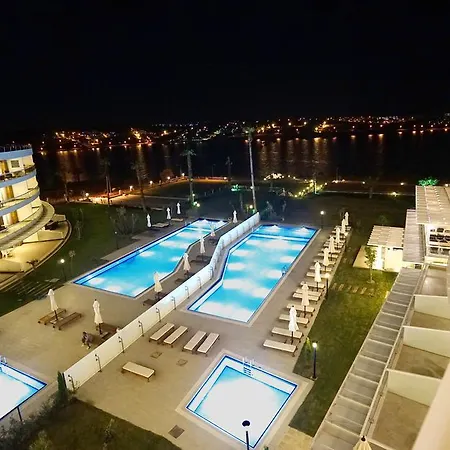 Курортний комплекс Casa De Playa Luxury And