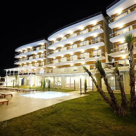 Casa De Playa Luxury And Курортний комплекс